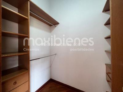 Apartamento de 5 alcobas en arriendo en El Tesoro, Medellín, 520 m² · foto 7 de 20
