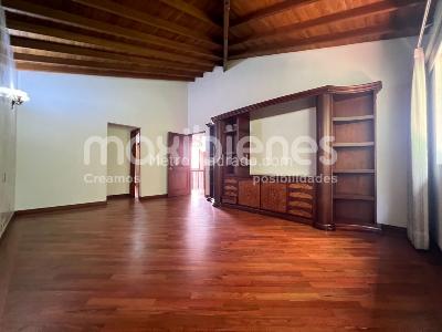 Apartamento de 5 alcobas en arriendo en El Tesoro, Medellín, 520 m² · foto 12 de 20