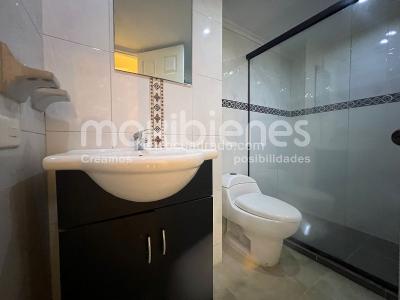 Apartamento de 3 alcobas en arriendo en El Poblado, Medellín, 120 m² · foto 13 de 14