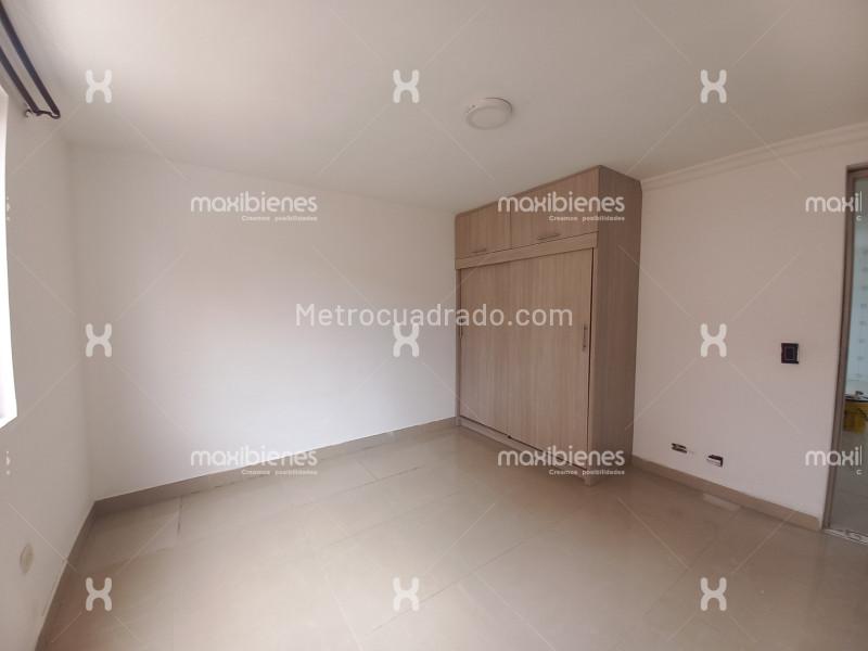 Spacious 5BR Apartment in Belen La Palma