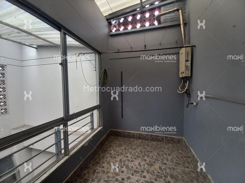 Spacious 5BR Apartment in Belen La Palma - 6