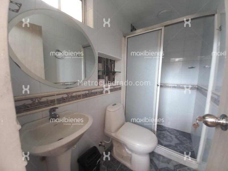 Spacious 5BR Apartment in Belen La Palma - 7