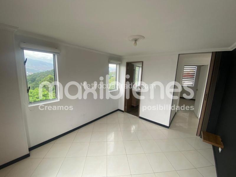 Apto de 3 Alcobas en La Loma del Indio (Terrazas de San Diego) - 2