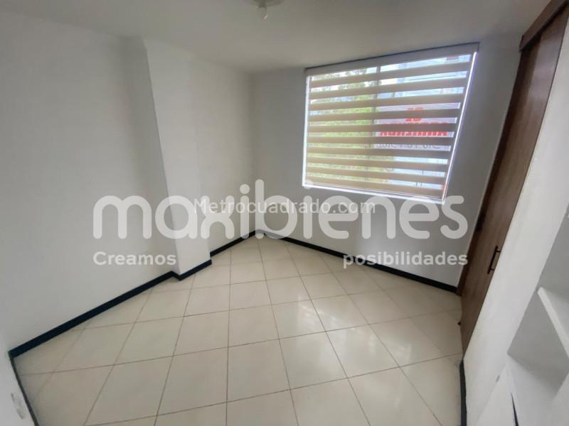 Apto de 3 Alcobas en La Loma del Indio (Terrazas de San Diego) - 6