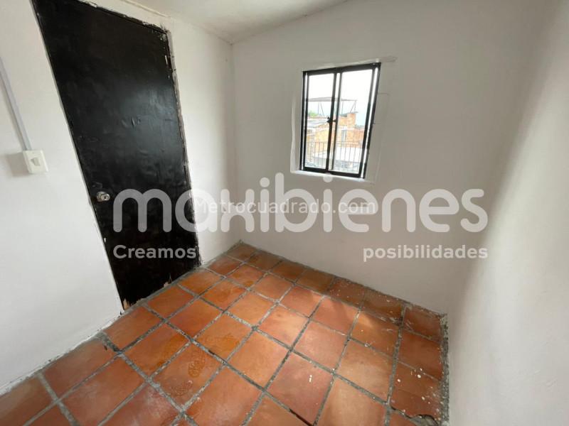 Functional 2BR Apartment in La Milagrosa - 7