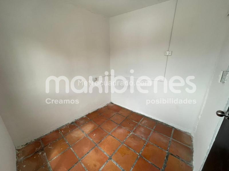 Functional 2BR Apartment in La Milagrosa - 8