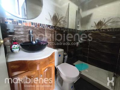 Casa de 3 alcobas en venta en Rodeo Alto, Medellín, 86 m² · foto 13 de 14