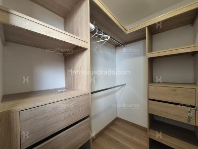 Apartamento de 3 alcobas en venta en San Antonio, Rionegro, 65 m² · foto 16 de 19