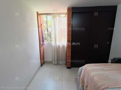 Apartamento de 2 alcobas en venta en San Antonio, Rionegro, 72 m² · foto 7 de 14