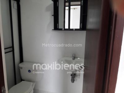 Apartamento de 2 alcobas en venta en San Martin, Bello, 37 m² · foto 8 de 9
