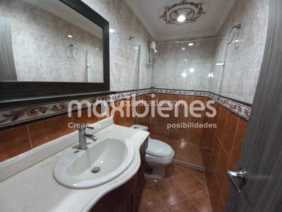 Casa de 4 alcobas en venta en San Javier, Medellín, 145 m² · foto 10 de 13