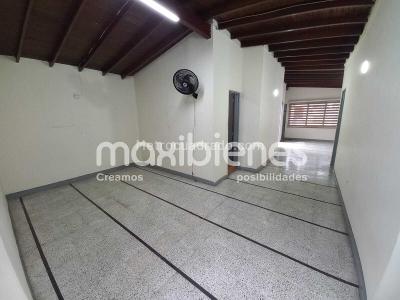 Casa de 4 alcobas en venta en San Javier, Medellín, 145 m² · foto 3 de 13