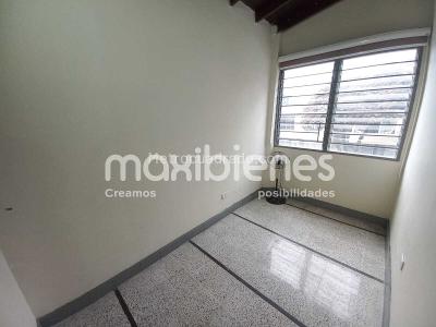 Casa de 4 alcobas en venta en San Javier, Medellín, 145 m² · foto 8 de 13