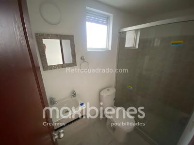Apartamento de 3 alcobas en arriendo en Loma Del Indio, Medellín, 70 m² · foto 9 de 10