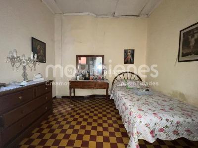 Casa de 4 alcobas en venta en Prado, Medellín, 380 m² · foto 10 de 15