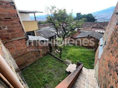Casa de 4 alcobas en venta en Prado, Medellín, 380 m² · foto 14 de 15