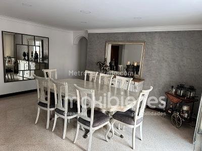 Apartamento en venta en Laureles, Medellín · foto 2 de 5
