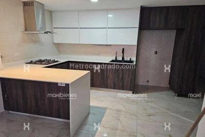 Apartamento de 2 alcobas en arriendo en El Nogal, Medellín, 96 m² · foto 4 de 16