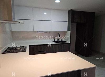 Apartamento de 2 alcobas en arriendo en El Nogal, Medellín, 96 m² · foto 6 de 16