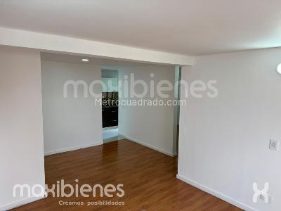 Apartamento de 3 alcobas en venta en Belen Loma De Los Bernal, Medellín, 80 m² · foto 4 de 20