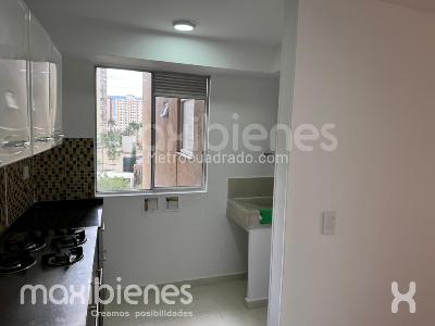 Apartamento de 3 alcobas en venta en Belen Loma De Los Bernal, Medellín, 80 m² · foto 7 de 20