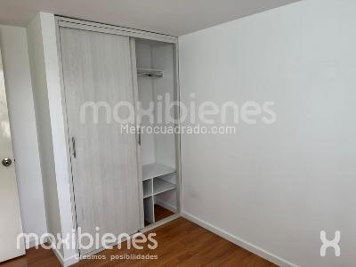 Apartamento de 3 alcobas en venta en Belen Loma De Los Bernal, Medellín, 80 m² · foto 8 de 20