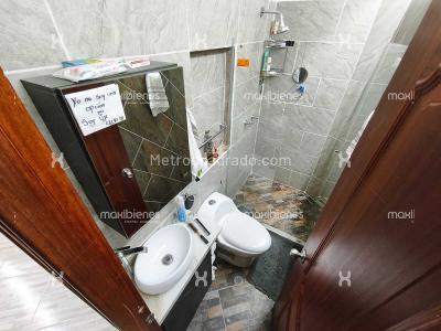 Apartamento de 3 alcobas en arriendo en Los Colores, Medellín, 90 m² · foto 12 de 16
