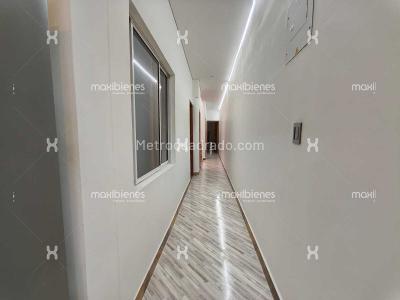 Apartamento de 3 alcobas en arriendo en Los Colores, Medellín, 90 m² · foto 14 de 16