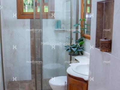Casa de 4 alcobas en venta en La Catolica, Rionegro, 200 m² · foto 11 de 16