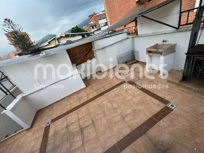 Apartaestudio en arriendo en La Floresta, Medellín, 35 m² · foto 5 de 6