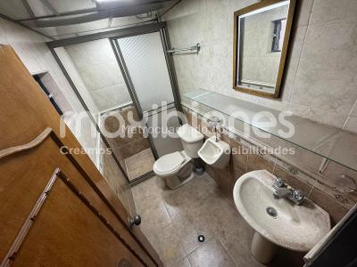 Apartaestudio en arriendo en La Floresta, Medellín, 35 m² · foto 3 de 6