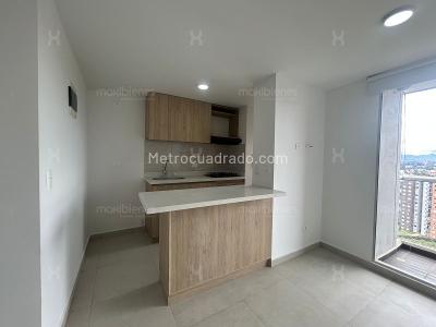Apartamento de 3 alcobas en venta en Fontibon, Rionegro, 60 m² · foto 2 de 13
