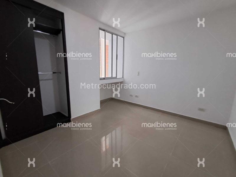 3BR Apartment in Calasanz (90 m²)