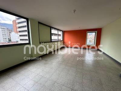Apartamento de 3 alcobas en venta en La Candelaria, Medellín, 160 m² · foto 12 de 15