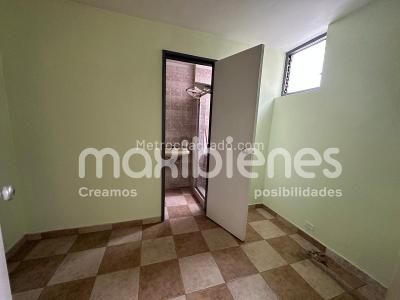 Apartamento de 3 alcobas en venta en La Candelaria, Medellín, 160 m² · foto 4 de 15