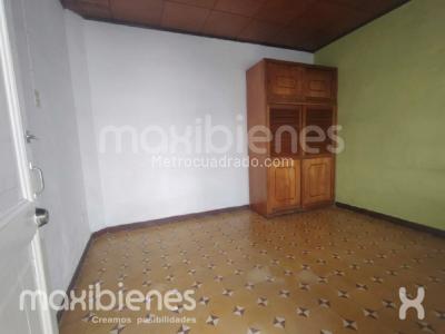 Casa de 5 alcobas en venta en Belen San Bernardo, Medellín, 280 m² · foto 6 de 10