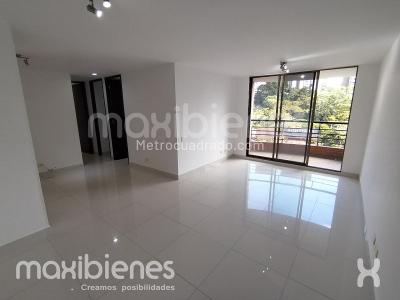 Apartamento en arriendo en Los Balsos, Medellín · foto 5 de 15