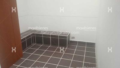 Casa de 3 alcobas en arriendo en El Velodromo, Medellín, 150 m² · foto 3 de 14