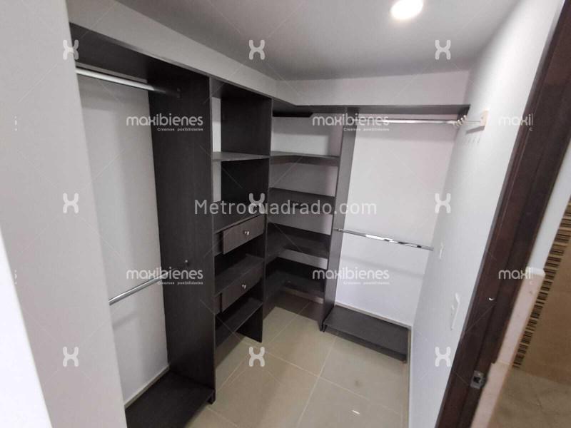 3BR Apartment in Calasanz (90 m²)