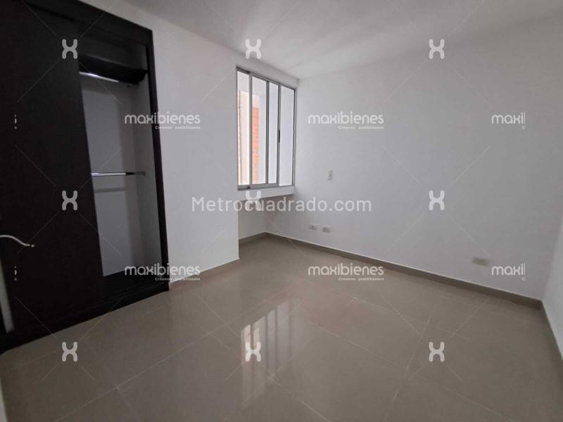 3BR Apartment in Calasanz (90 m²) - 2