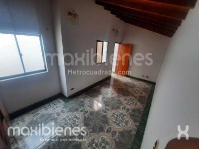 Casa de 4 alcobas en venta en Niquia, Bello, 90 m² · foto 2 de 20