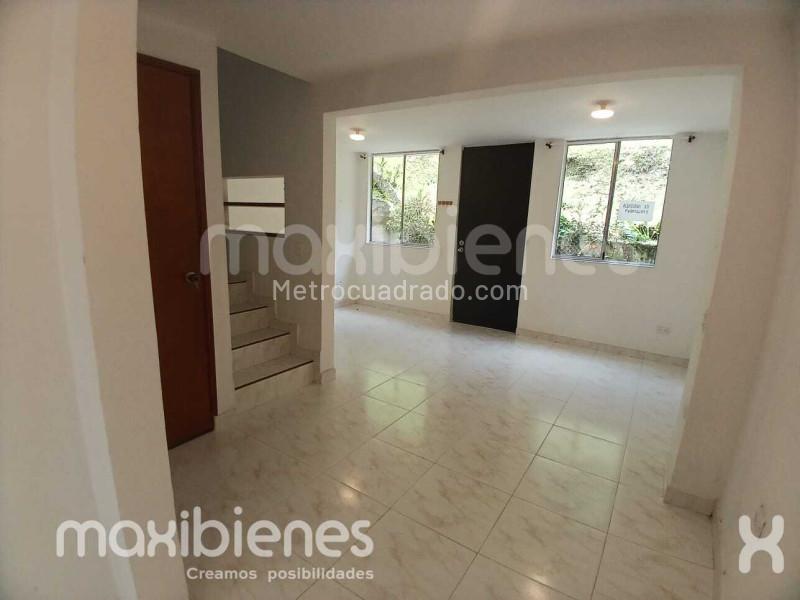 3BR House in Belen Loma De Los Bernal (80 m²)