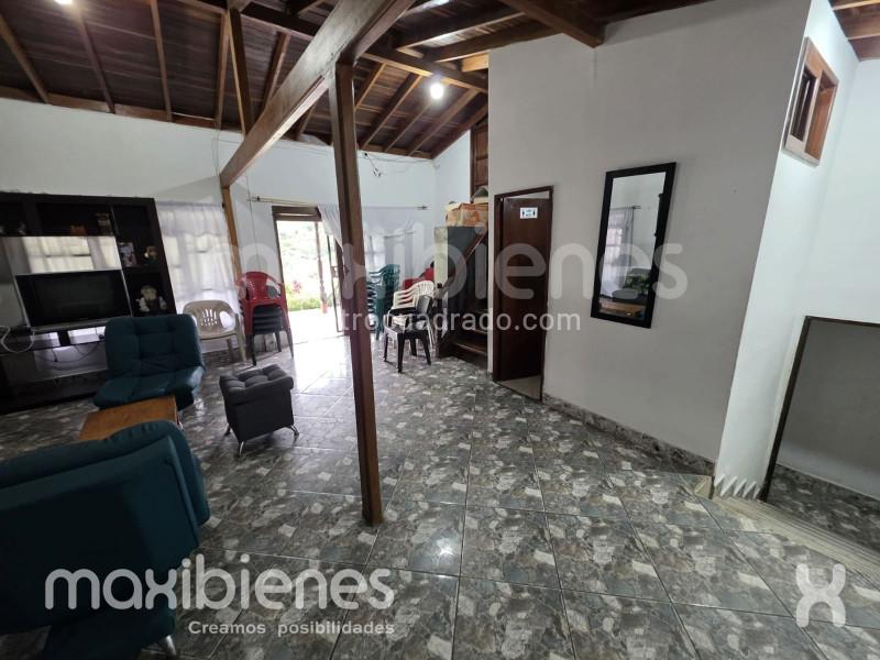 Rural 5BR House for Rent in Barbosa (Stratum 3)