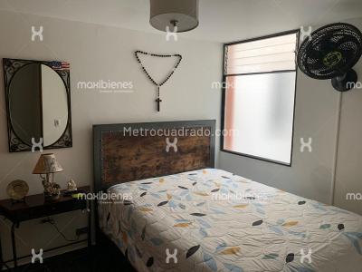 Apartamento de 3 alcobas en venta en Cabañas, Bello, 54 m² · foto 6 de 12