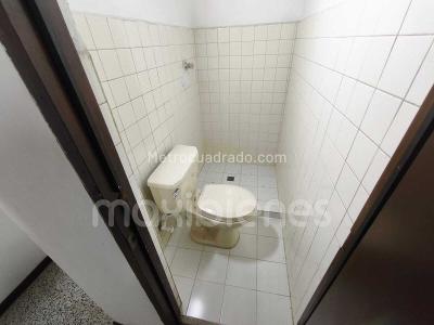 Apartamento de 4 alcobas en arriendo en Los Colores, Medellín, 200 m² · foto 20 de 20