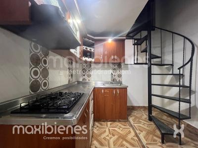 Casa de 4 alcobas en venta en Aranjuez, Medellín, 110 m² · foto 2 de 12