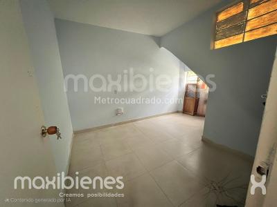 Casa de 5 alcobas en venta en Prado, Medellín, 146 m² · foto 3 de 13