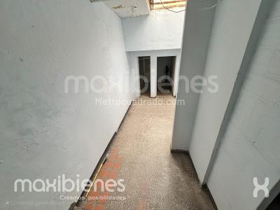 Casa de 5 alcobas en venta en Prado, Medellín, 146 m² · foto 9 de 13