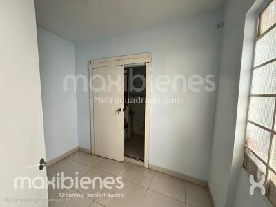 Casa de 5 alcobas en venta en Prado, Medellín, 146 m² · foto 7 de 13