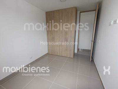 Apartamento de 3 alcobas en arriendo en Los Colores, Medellín, 110 m² · foto 13 de 20